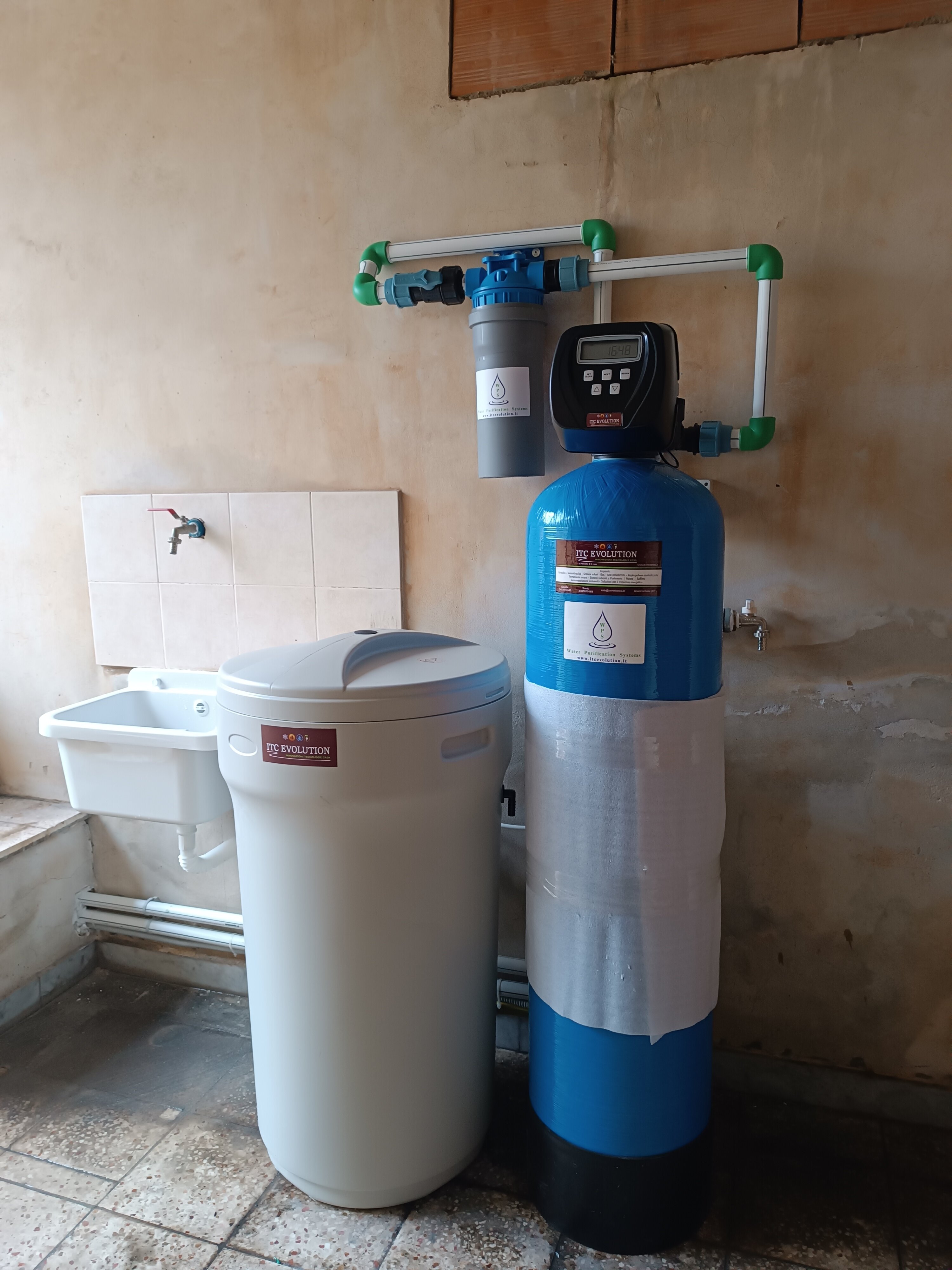 Sistema Per La Purificazione Dell'Acqua Domestica