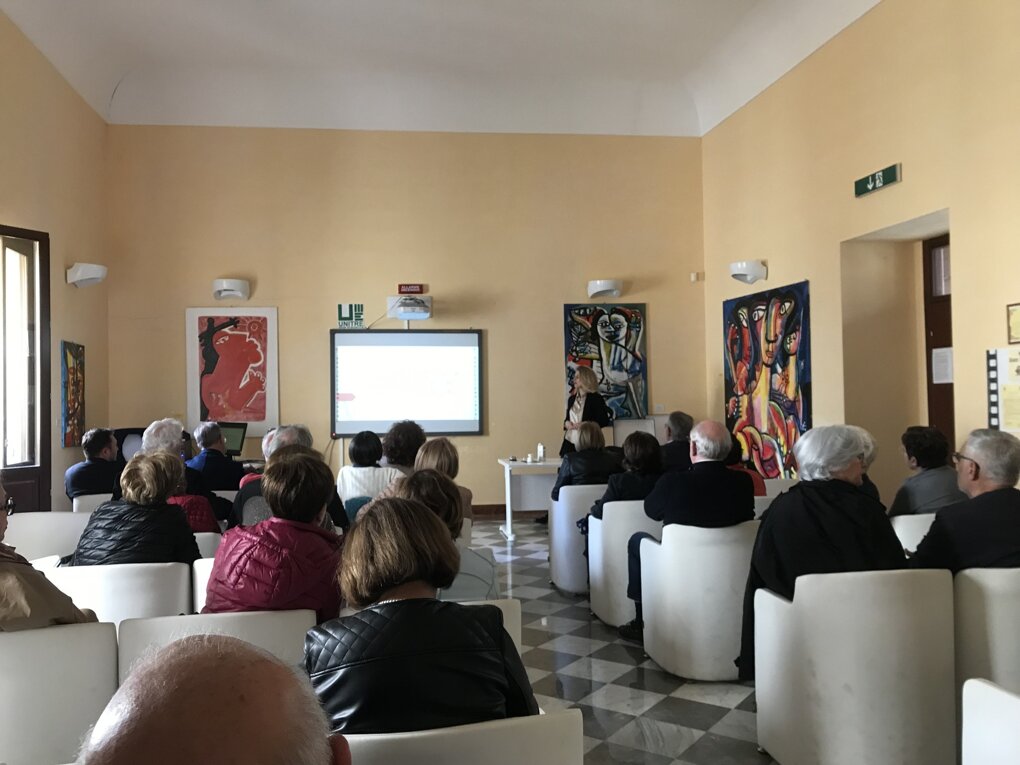 32e2de66-2d37-4211-8db8-3a8789903d92 32e2de66-2d37-4211-8db8-3a8789903d92