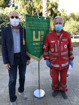 4a7a2ee2-f1c0-4d79-bc37-5720686a4ee6