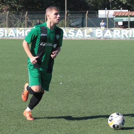 e25b7607-746b-4d18-a3b9-40e2815ef506