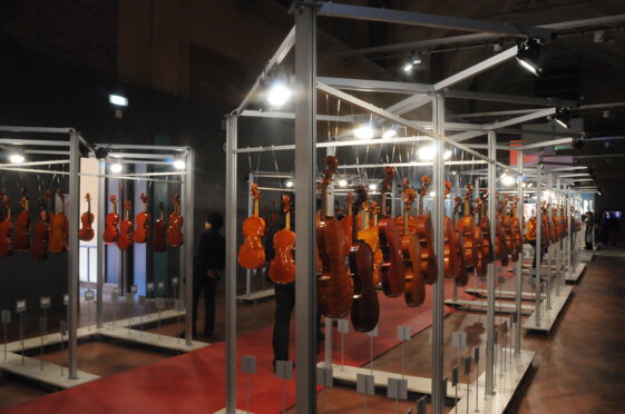 3dcb7b99-a897-41f0-9f2f-c146e5048875