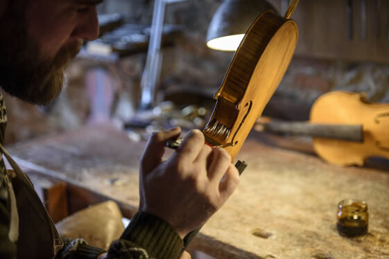 271de693-659f-40b7-8b89-373637a05742