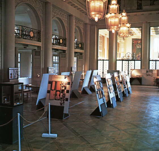 282b1568-8d4b-42bb-9cac-f1e274575477