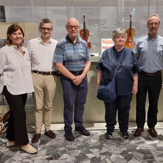 d4376d76-6724-4ceb-8f7d-0ea63fffa250