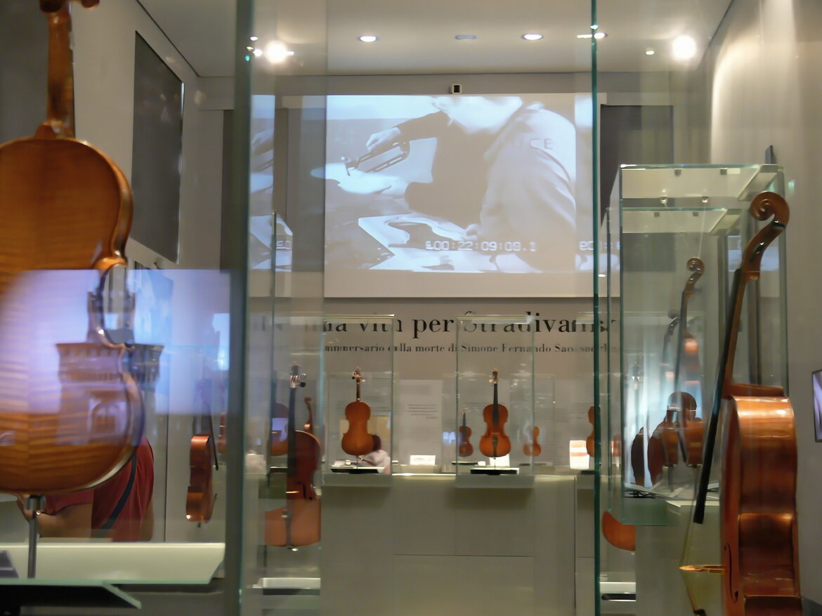 e8b331e1-e09e-426c-8f70-4d8df830d96d