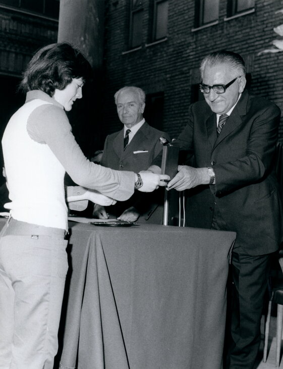 4224f996-4cc0-4f2b-843d-725e775c2f2d