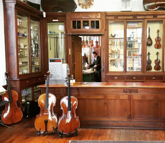 6415cf6a-6b17-49f3-95dc-a3730cbf0d4d