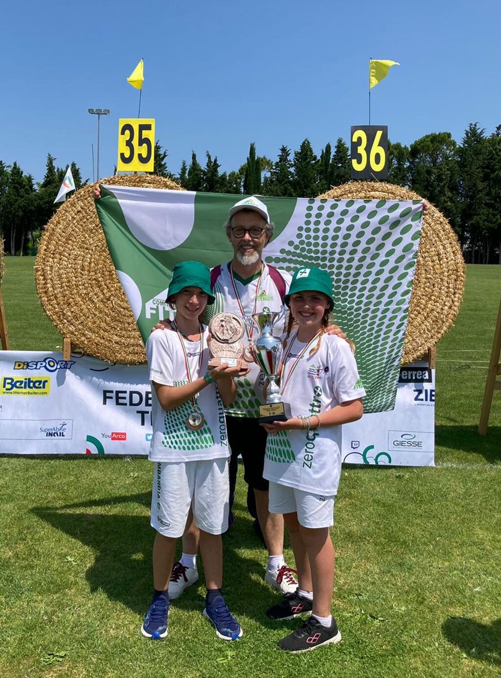 cbc9e900-48c4-4024-bdfe-d39892bfccde