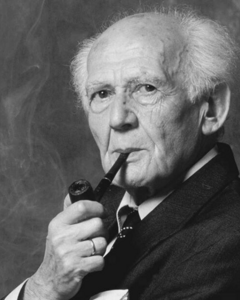 rosso nero minimalista elegante annuncio di lavoro ristorante post instagram rosso nero minimalista elegante annuncio di lavoro ristorante post instagram