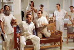 qualcuno-volo-sul-nido-del-cuculo-1975-milos-forman-01-932x626