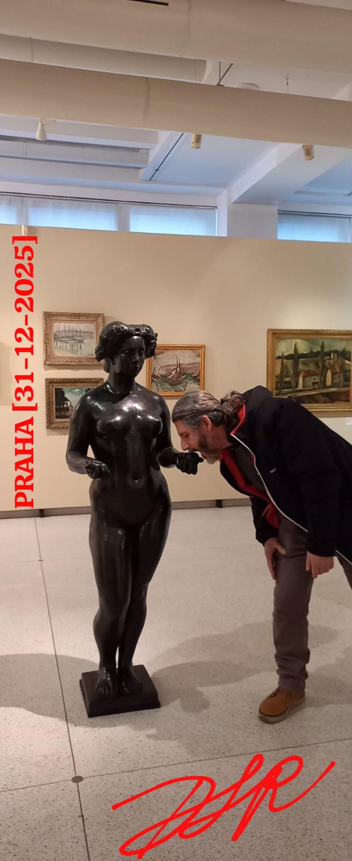 c3abf9c3-d374-440d-8d68-d022d0100d39