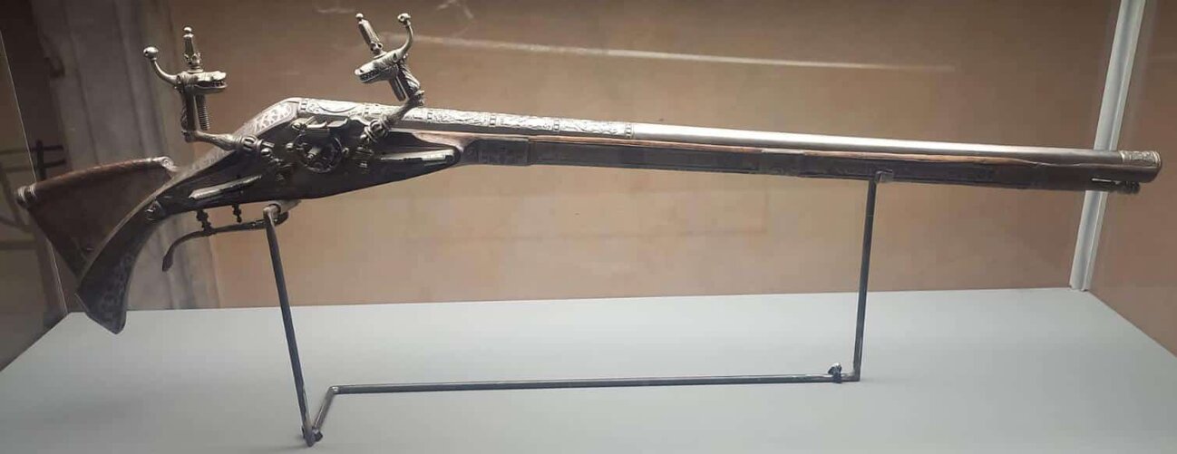 e8d120b2-c507-4952-955d-36436acaa8f5