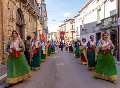 donne arbereshe di spezzano albanese donne arbereshe di spezzano albanese