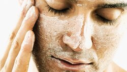 facial-scrub-superstock-695x400 facial-scrub-superstock-695x400