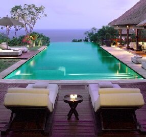 1542cfd6-84f0-4370-9516-b4826566e940