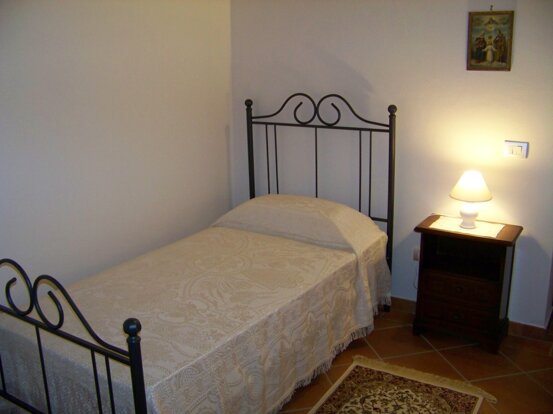 1e64820d-3850-4a40-a594-6e48a1f3a978 1e64820d-3850-4a40-a594-6e48a1f3a978