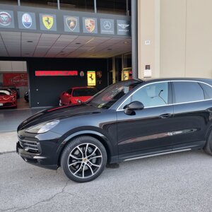 ferrari%20488%20pista.jpeg ferrari%20488%20pista.jpeg