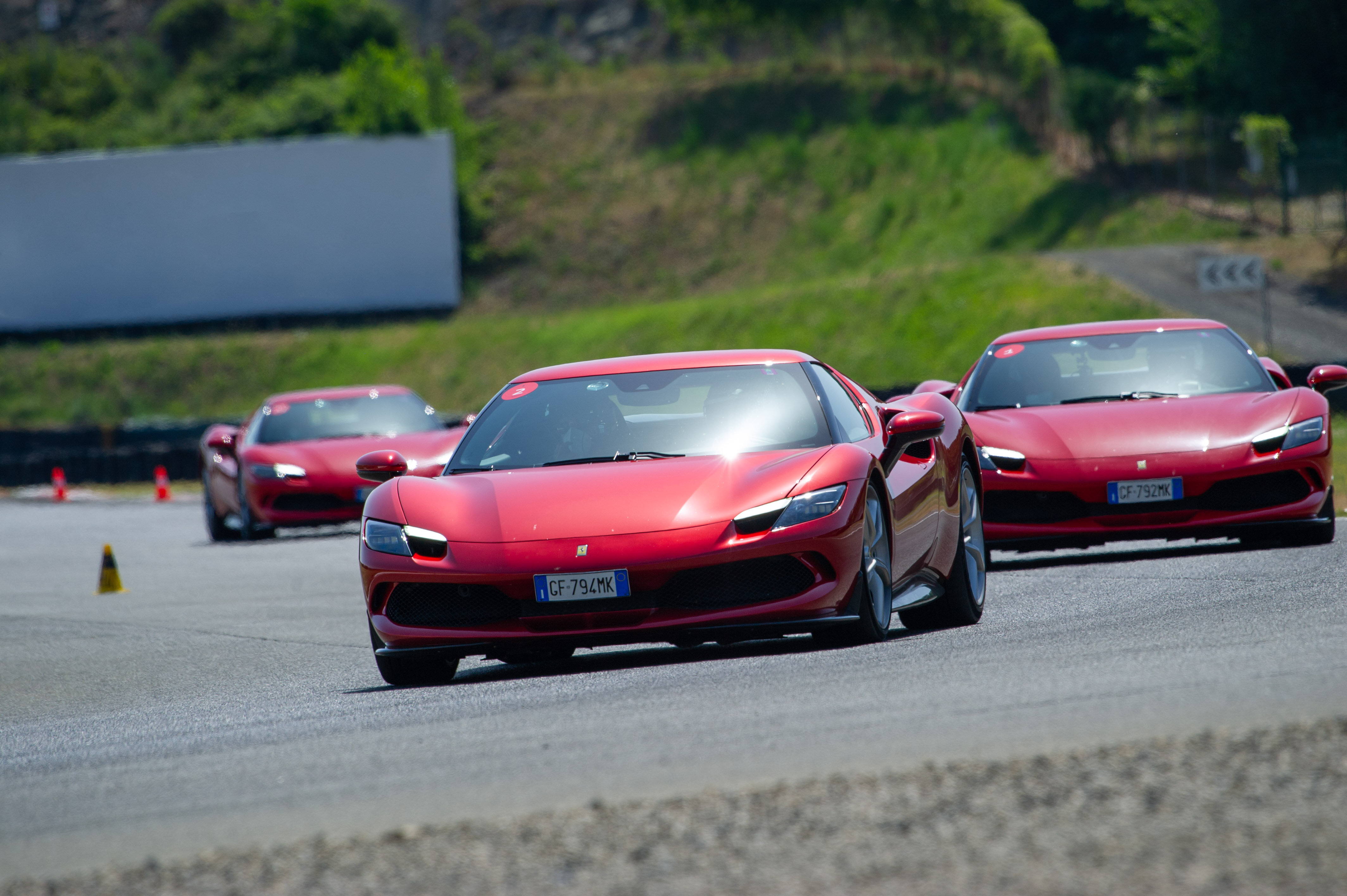 Esperienza FERRARI 296 GTB a Varano De Melegari 19-20/06/2022