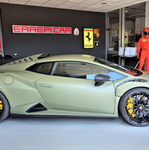 Lamborghini Huracan STO
