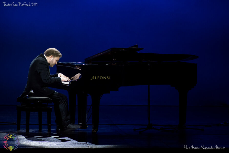 2b93dafc-b136-4c00-abb9-12e920401fb5