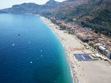 022003d9-7501-4267-b0f2-cc3f8cbc08bd