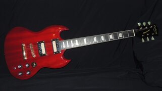 factoryguitaralle3 factoryguitaralle3