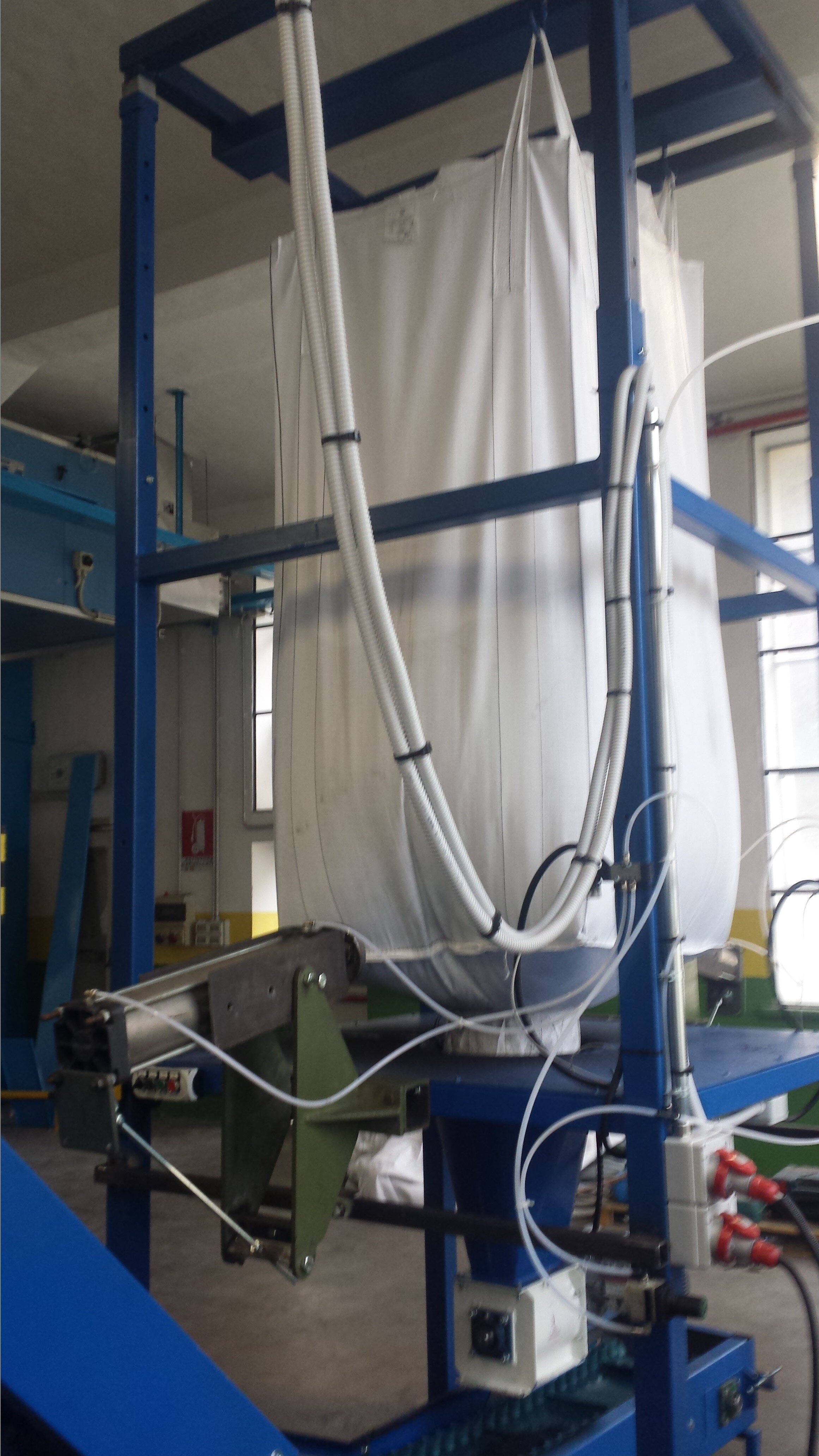 stazione svuota big bag
