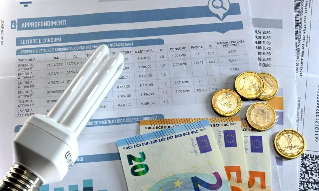 MAXI-BOLLETTA per le imprese di turismo e terziario