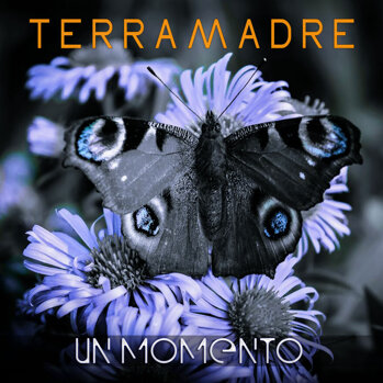 copertinacd_unmomento
