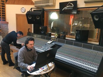 lucio-andreaalsonoria_low