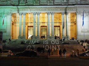 84e6d63b-556e-4f72-bbfa-01ddc86a1dcf