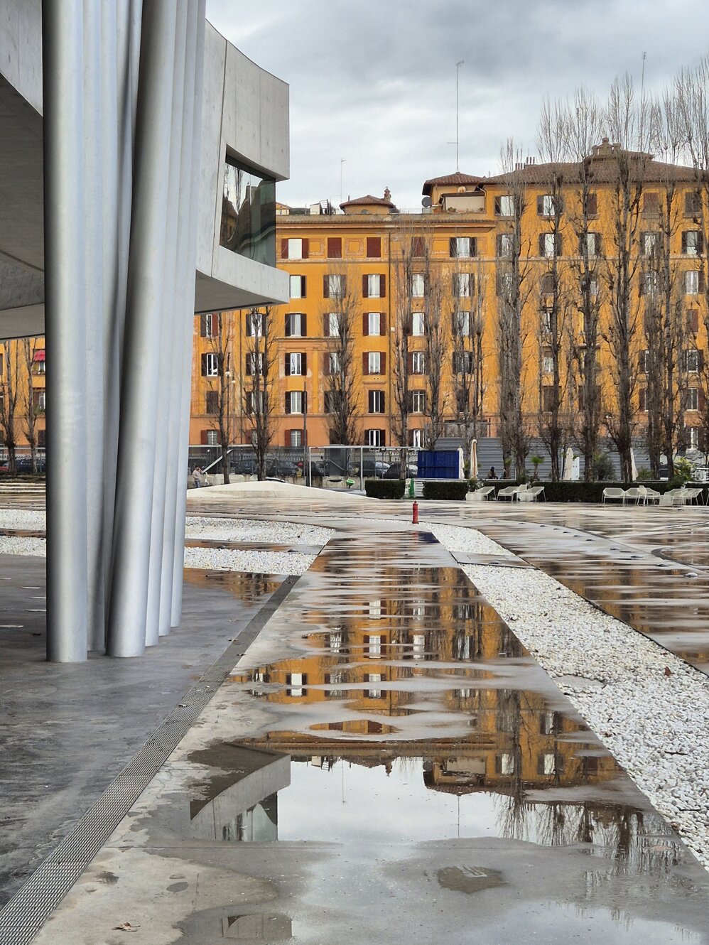 maxxi roma.jpeg maxxi roma.jpeg