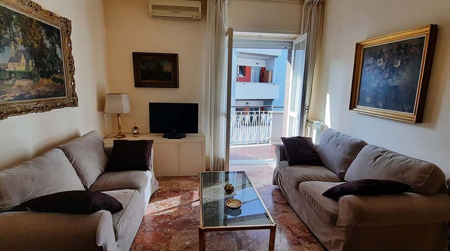 9ea78213-44c5-4109-9dfa-5ea3316f4c6d