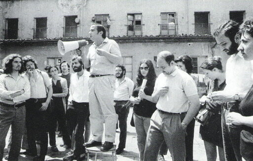 1971-comizio-centro-sfrattati-via-guelfa-2-980x625.jpeg