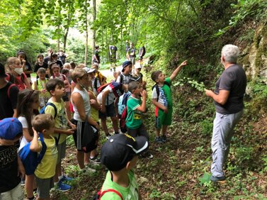 f0a253ec-9999-4311-95a0-b63f7e906e96