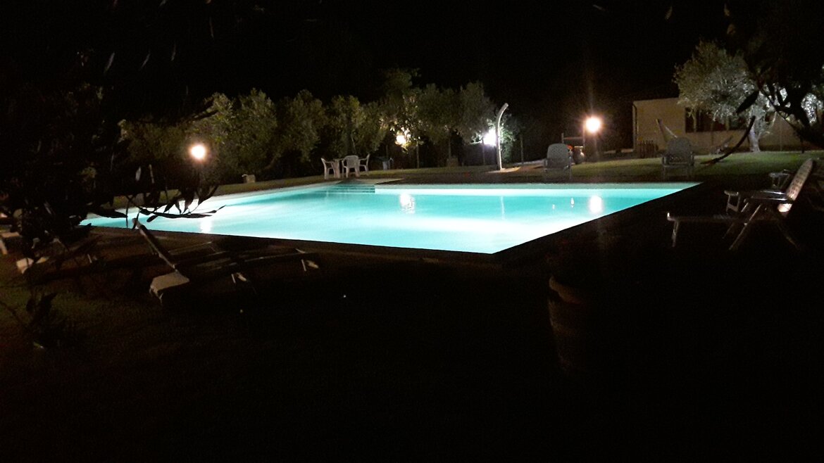 8f30a5f7-fdef-4257-af59-5d31a08c0fd2 8f30a5f7-fdef-4257-af59-5d31a08c0fd2