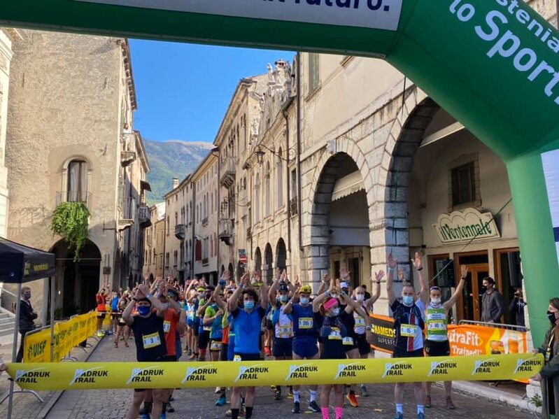 8505f765-2bef-4dc6-917b-b810c150021c