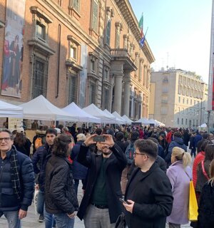 mercatino%20bancarelle%20via%20brera%20pinacoteca%20milano%20ascoduomo%20mercatiniecuriosita%2019.jpeg