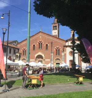 mercatino%20bancarelle%20giochideinonni%20vintage%20assopromoarte%20sant'eustorgio%20milano%20mercatiniecuriosita%2060.jpeg