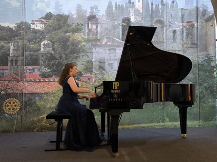 2e532139-e705-46f6-b23f-0830c386f865