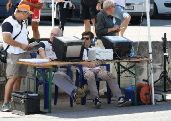 767904be-e7ac-413a-9f61-5dc74325f981