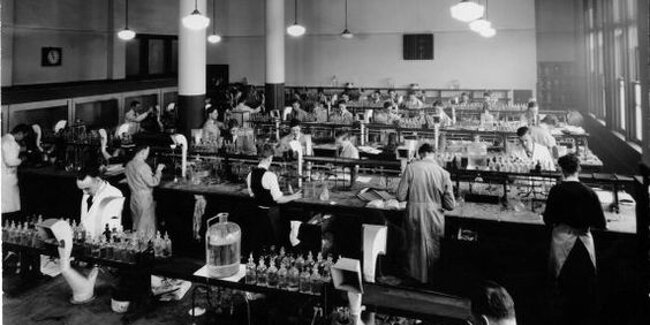 Chemical risk management In accordance with the REACH and CLP EC directives, we offer the ALPIRISCH and MOVARISCH assessment