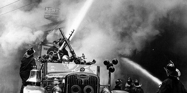 Emergency Response We offer a full service: specific trainings, emergency plan, fire and smoke simulators