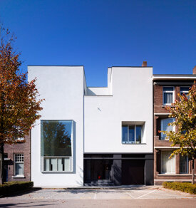 110930-formani-1008 110930-formani-1008