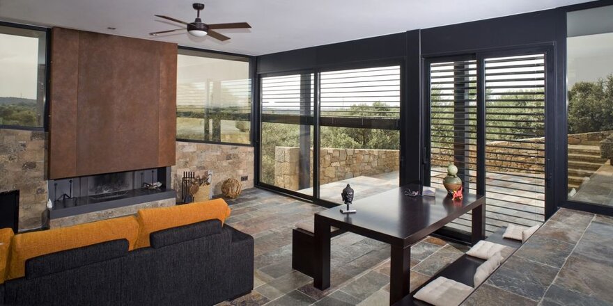 3a312d59-abc6-459b-8de6-3121b79da187