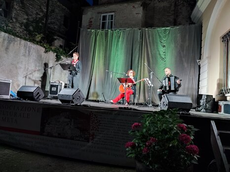 a349824c-27ca-4279-9d7f-8e4ccfd12d53