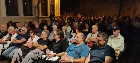 e65b2e60-f7ce-4448-a181-c32cf82719f8