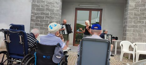 f422972b-59a7-4d7b-8fa9-83a29a388d58