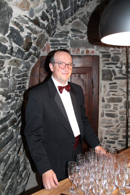 34f88c91-2e59-4307-a2d9-671c242bc8f6