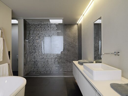 photo-2025-10-23-12-04-59 5.jpeg